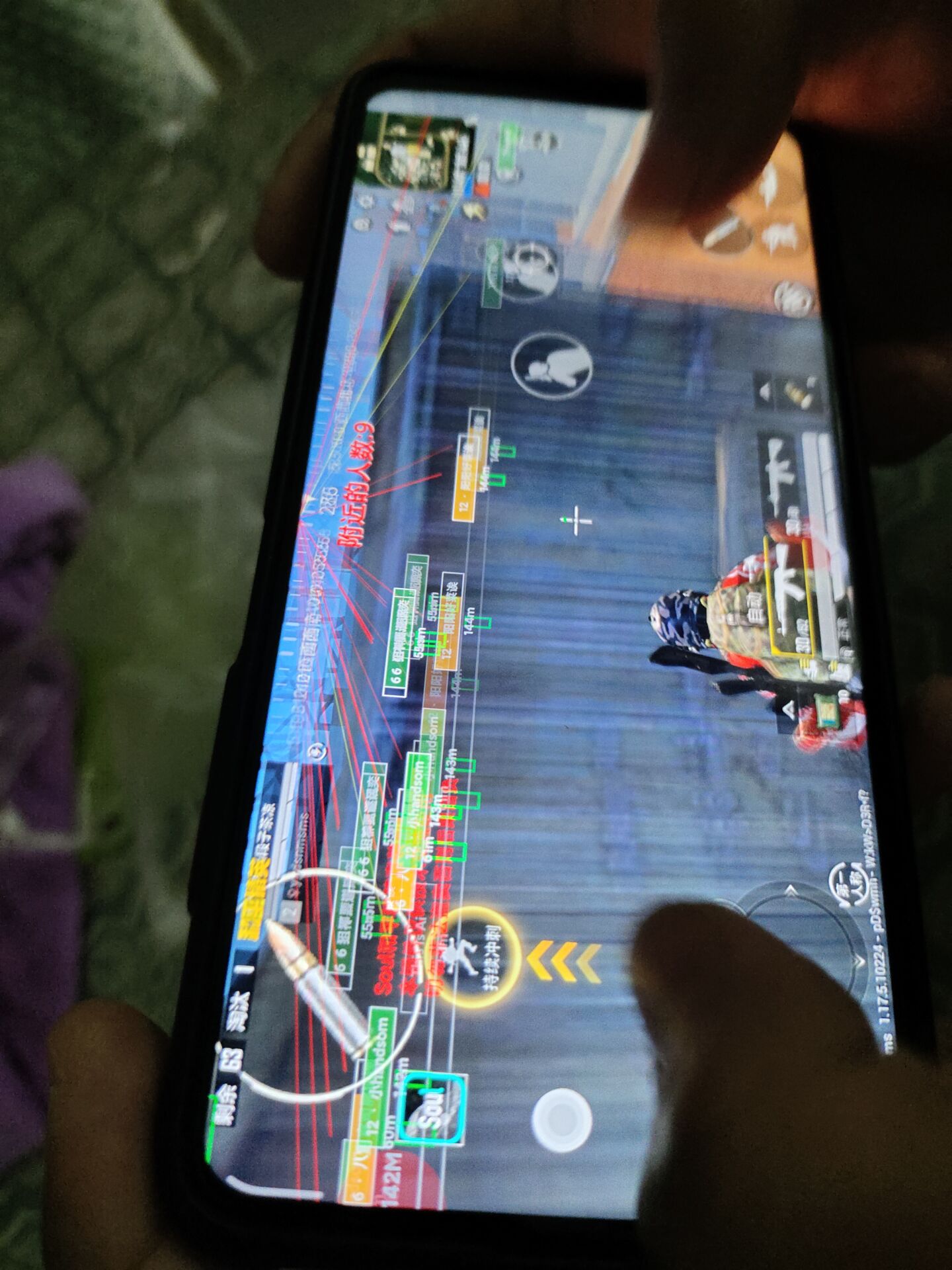 和平精英腾讯模拟器辅助【山猫单范围】天卡 支持新赛季 无后座 范围伤害 子弹追踪